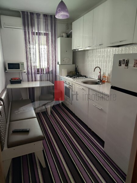 Sector 4, apartament 2 camere, complet mobilat si utilat.