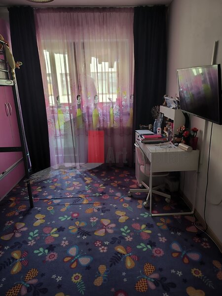 Sector 4, apartament 2 camere, complet mobilat si utilat.