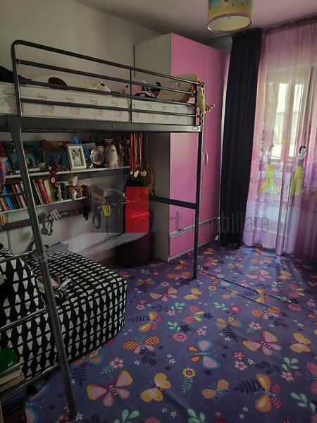 Sector 4, apartament 2 camere, complet mobilat si utilat.